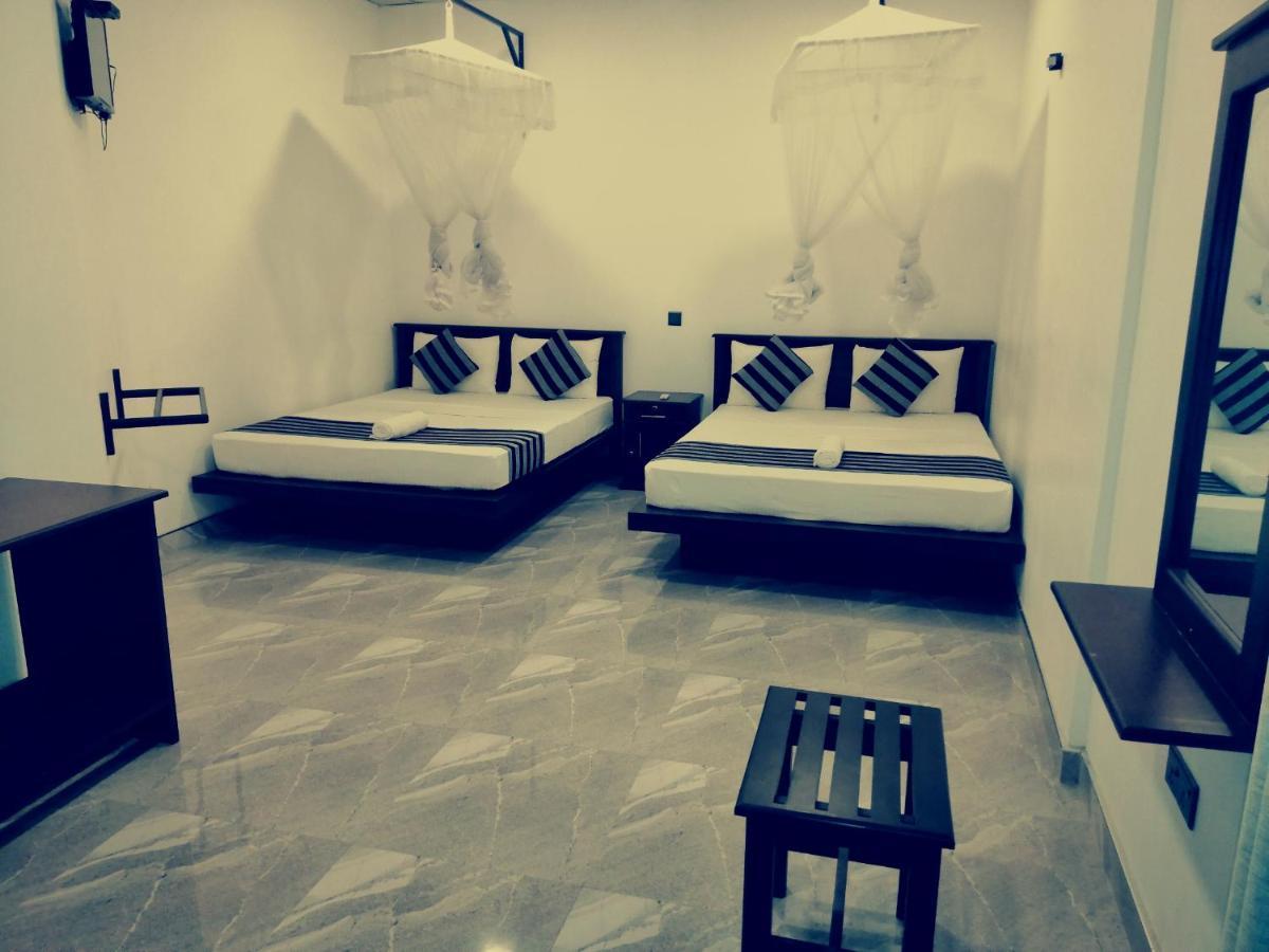 Induwara Safari Resort اوداوالاوي المظهر الخارجي الصورة